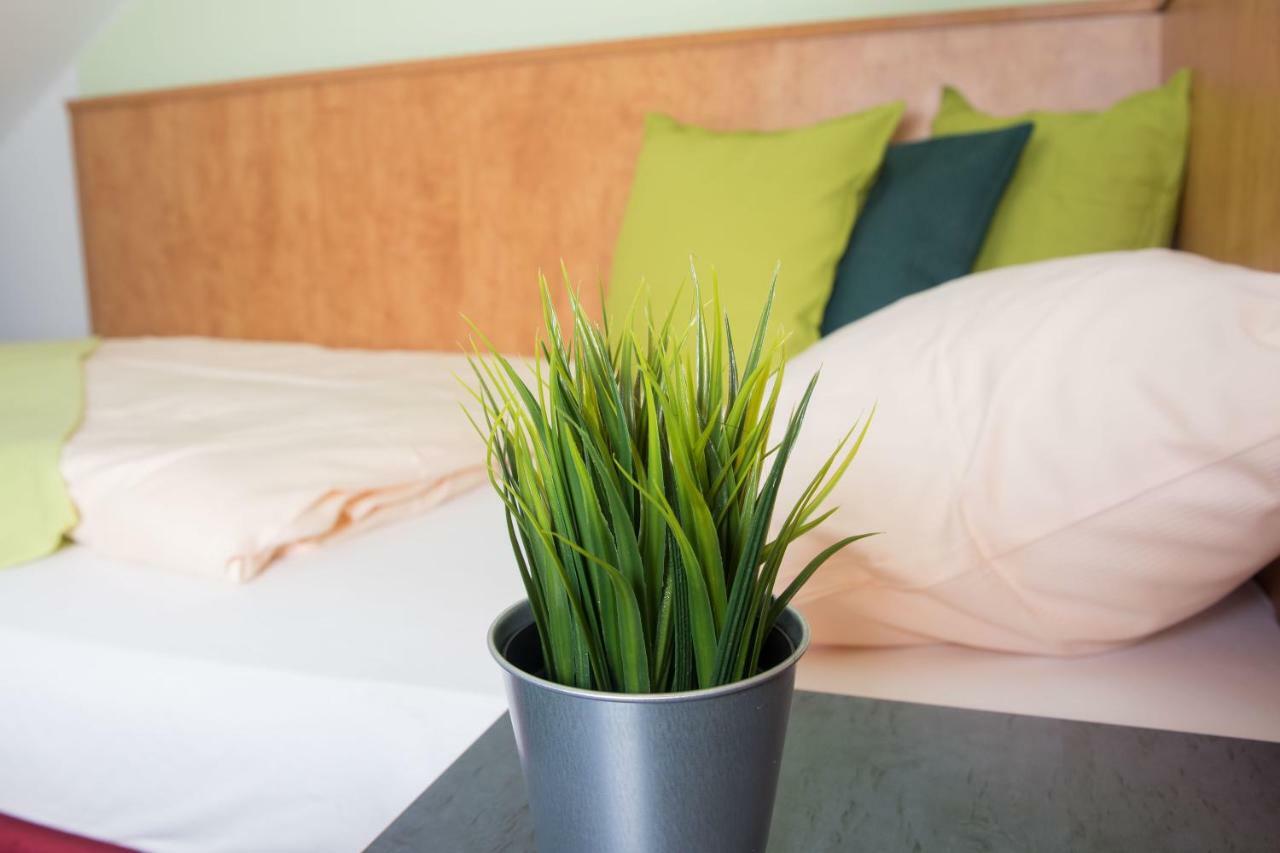 Hotel Stadt Gehrden Gehrden  Екстер'єр фото