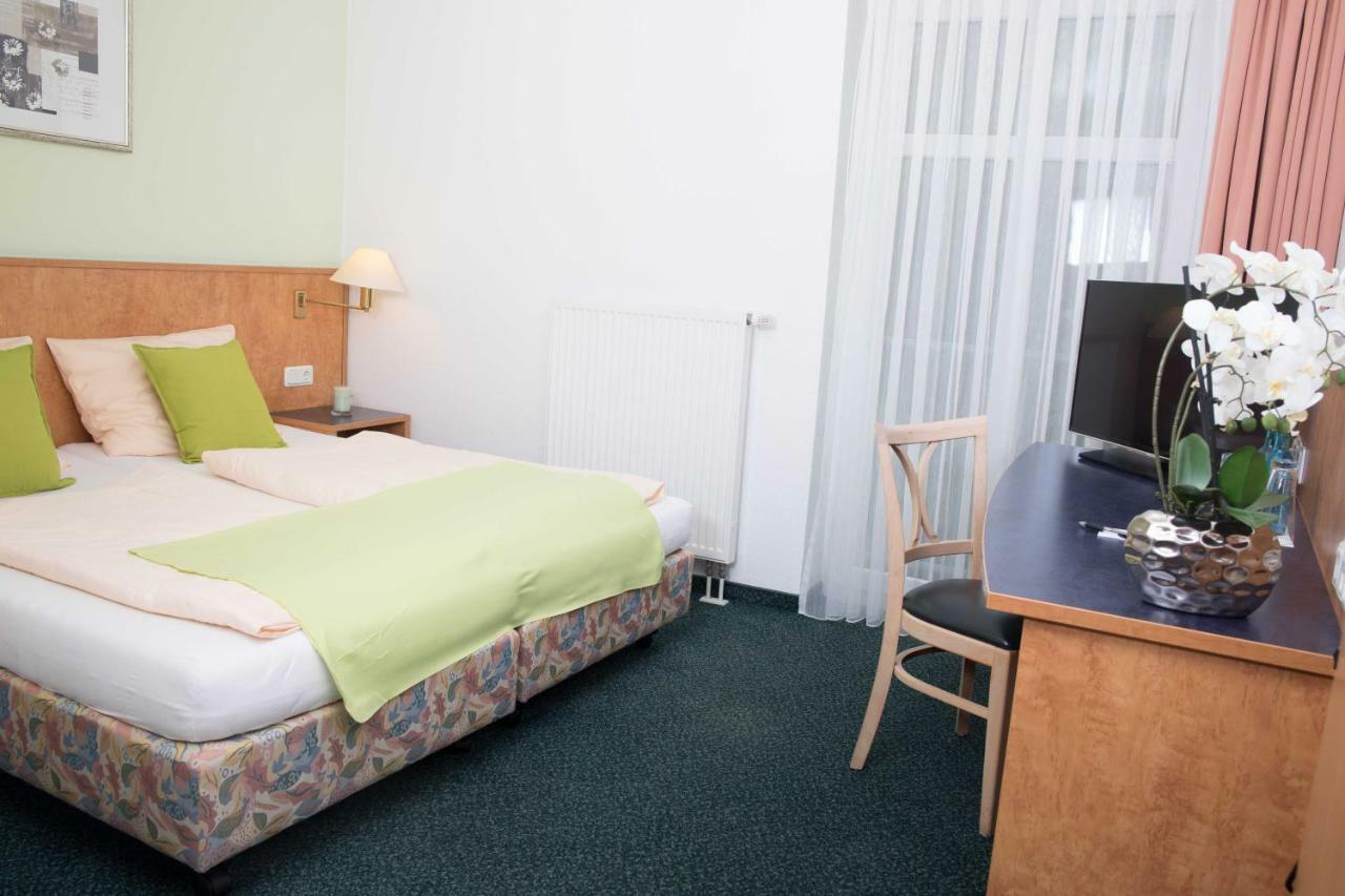 Hotel Stadt Gehrden Gehrden  Екстер'єр фото